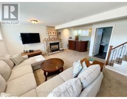 66 ALDBOROUGH AVENUE - 5