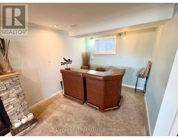 66 ALDBOROUGH AVENUE - 6