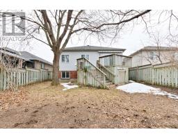 54 WILLOW CRESCENT - 38