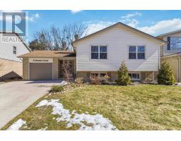 11 GREENBRIER CRESCENT - 2