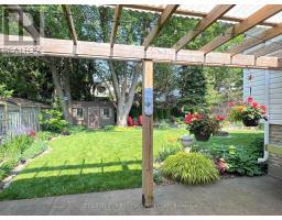 11 GREENBRIER CRESCENT - 29