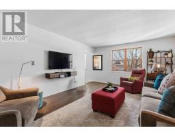 11 GREENBRIER CRESCENT - 9