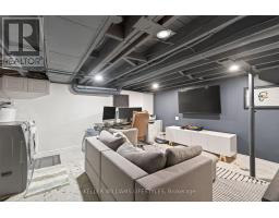 882 1/2 WILLIAM STREET - 31