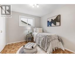 37 INVERARY ROAD - 12