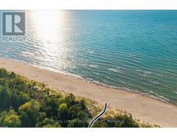 10328 PINETREE DRIVE - 19