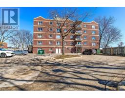 402 - 626 FIRST STREET - 15