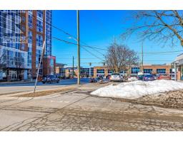 402 - 626 FIRST STREET - 16