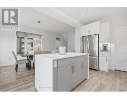 26 - 3380 SINGLETON AVENUE - 15