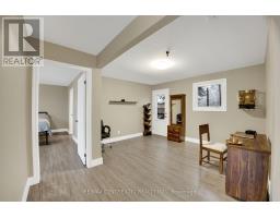 637 JASON CRESCENT - 12