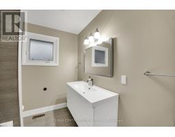 637 JASON CRESCENT - 19