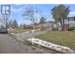 637 JASON CRESCENT - 2