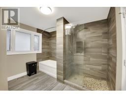 637 JASON CRESCENT - 24