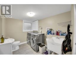 637 JASON CRESCENT - 26