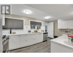 637 JASON CRESCENT - 33