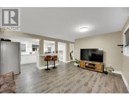 637 JASON CRESCENT - 36