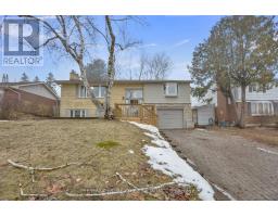 637 JASON CRESCENT - 4