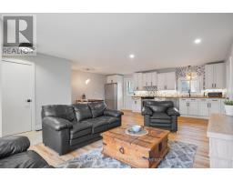 218 MAPLE STREET - 6