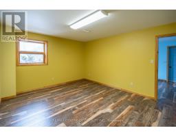 1496 ELGIN CTY RD 55 ROAD - 32