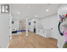 94 MILL POND CRESCENT - 32