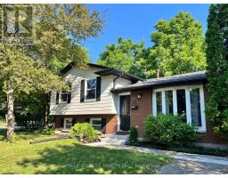 35 ROLLSCOURT GARDENS - 2