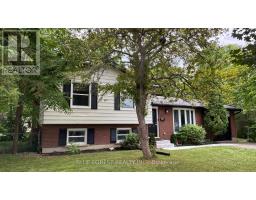 35 ROLLSCOURT GARDENS - 26