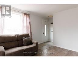 1877 ROYAL CRESCENT - 6