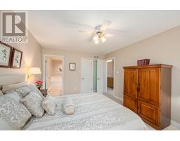 39 - 1478 ADELAIDE STREET N - 15