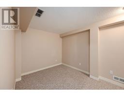 39 - 1478 ADELAIDE STREET N - 22