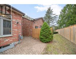 39 - 1478 ADELAIDE STREET N - 27