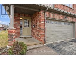 55 - 600 HYDE PARK ROAD - 4