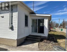 22703 THAMES ROAD - 4