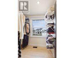 196 WYCHWOOD PARK - 29