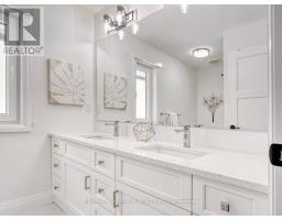 73 CRESTVIEW DRIVE - 32