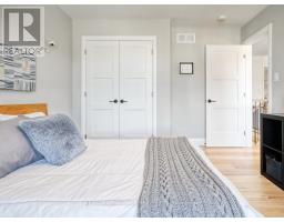 73 CRESTVIEW DRIVE - 41