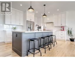 73 CRESTVIEW DRIVE - 7