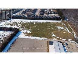 21 - 601 LIONS PARK DRIVE - 28