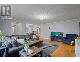 163 SHACKLETON STREET - 11