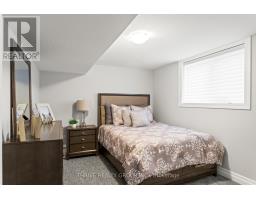 1 - 1061 EAGLETRACE DRIVE - 46