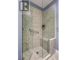 101 - 5 WOODHAVEN DRIVE - 17