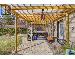 1975 ROYAL CRESCENT - 26