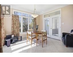 6 HUNTINGTON TERRACE - 16