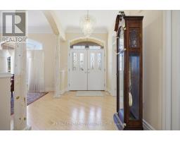 6 HUNTINGTON TERRACE - 8