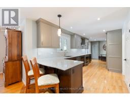 47 SHAVIAN BOULEVARD - 13