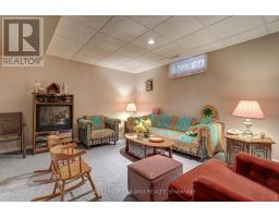 549 WELLINGTON STREET - 36