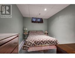 549 WELLINGTON STREET - 41