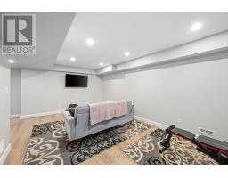 231 BOWMAN DRIVE - 33