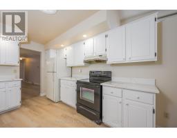 51 - 50 FIDDLERS GREEN ROAD - 13