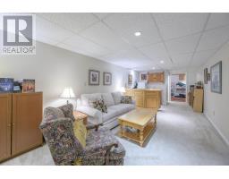 51 - 50 FIDDLERS GREEN ROAD - 27