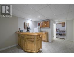 51 - 50 FIDDLERS GREEN ROAD - 33