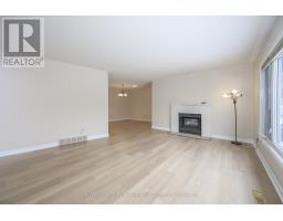 51 - 50 FIDDLERS GREEN ROAD - 8